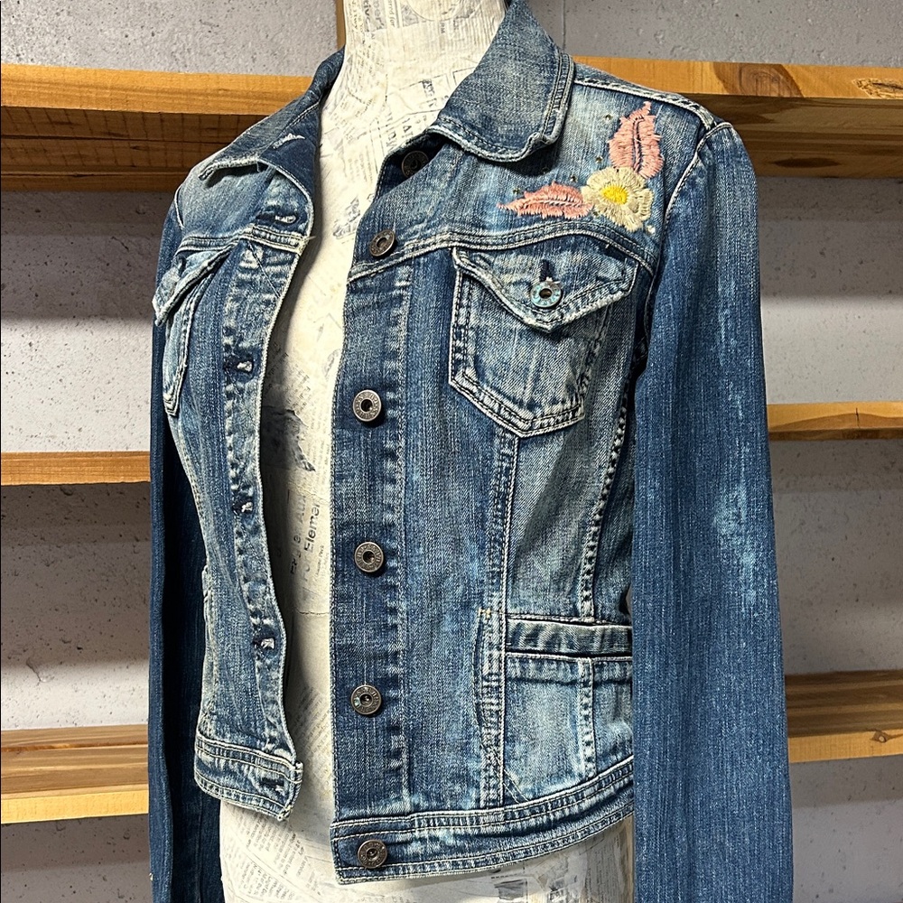 Guess Jeans Embroidered Bleached Blue Denim Jacket Size S